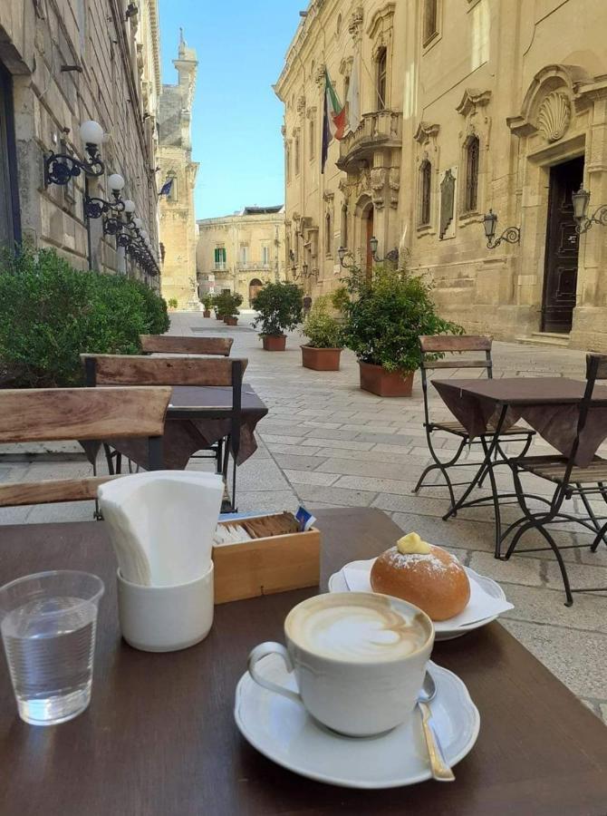 Lecce Stazione Centrale Екстериор снимка