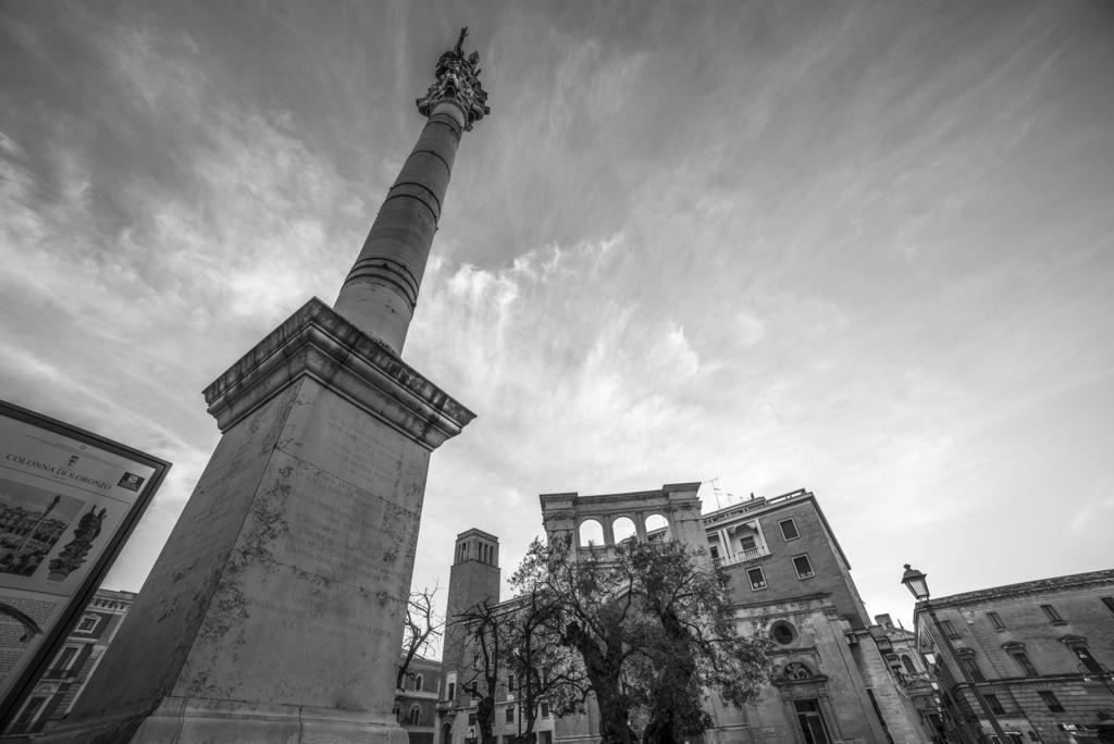 Lecce Stazione Centrale Екстериор снимка